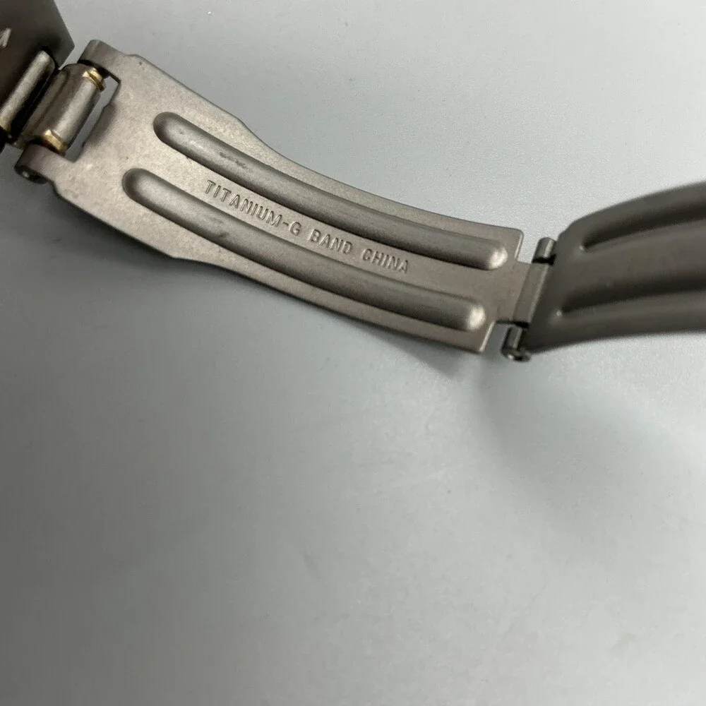 Seiko Womens Watch 26mm Black Dial Titanium Silver Tone Date New Battery 7.25
